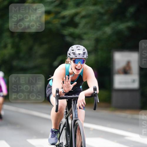 14.09.2025 - Stadtparktriathlon Michael Burmester http://msf.ph/oto/8915016 14.09.2025 12:47:46 Radfahren 1224, 1239, 1248, 1261, 1274, 1278, 1301, 1310, 1330, 1349, 1394, 1419 meine-sportfotos.de