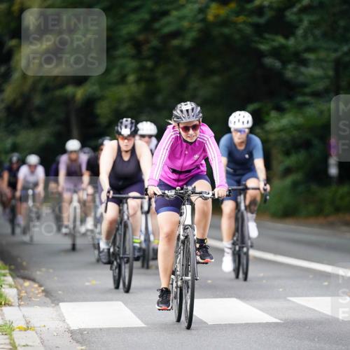 14.09.2025 - Stadtparktriathlon Michael Burmester http://msf.ph/oto/8915018 14.09.2025 12:47:48 Radfahren 1224, 1239, 1245, 1247, 1248, 1263, 1274, 1278, 1301, 1310, 1330, 1349, 1394, 1419 meine-sportfotos.de