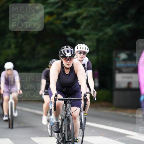 14.09.2025 - Stadtparktriathlon Michael Burmester http://msf.ph/oto/8915021 14.09.2025 12:47:50 Radfahren 1224, 1239, 1245, 1247, 1248, 1263, 1274, 1278, 1301, 1310, 1330, 1394, 1419 meine-sportfotos.de