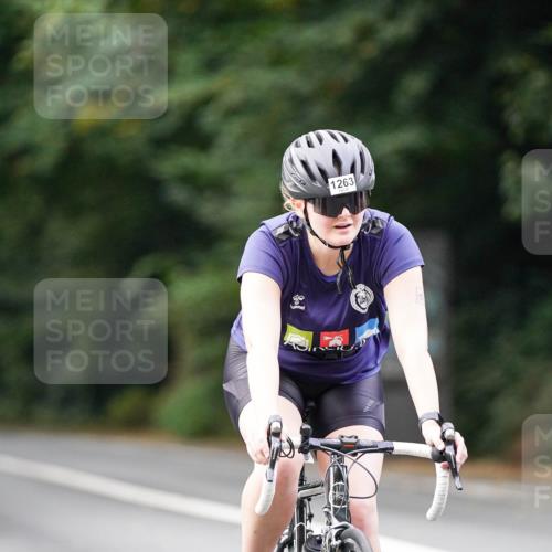 14.09.2025 - Stadtparktriathlon Michael Burmester http://msf.ph/oto/8915030 14.09.2025 12:47:55 Radfahren 1224, 1239, 1245, 1247, 1248, 1263, 1274, 1278, 1310, 1316, 1330, 1387, 1394 meine-sportfotos.de