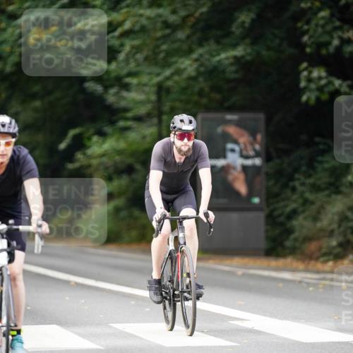14.09.2025 - Stadtparktriathlon Michael Burmester http://msf.ph/oto/8915034 14.09.2025 12:47:58 Radfahren 1224, 1245, 1247, 1263, 1278, 1310, 1316, 1330, 1387, 1394 meine-sportfotos.de
