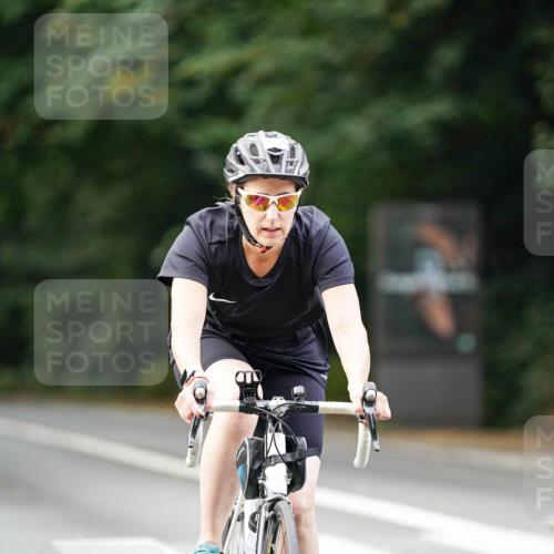 14.09.2025 - Stadtparktriathlon Michael Burmester http://msf.ph/oto/8915036 14.09.2025 12:47:59 Radfahren 1245, 1247, 1251, 1263, 1278, 1316, 1387, 1394 meine-sportfotos.de