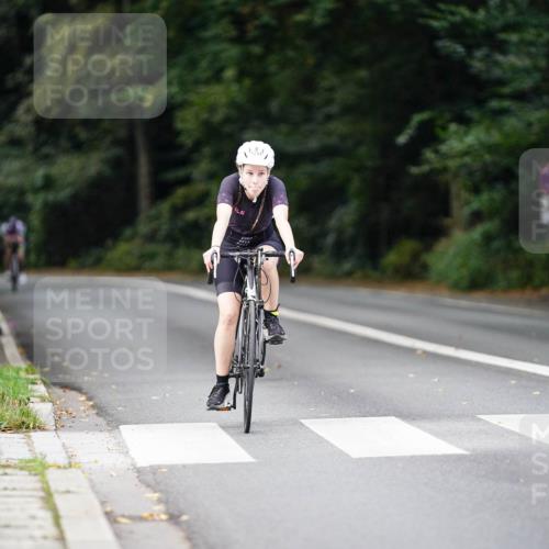 14.09.2025 - Stadtparktriathlon Michael Burmester http://msf.ph/oto/8915037 14.09.2025 12:48:05 Radfahren 1251, 1316, 1387 meine-sportfotos.de