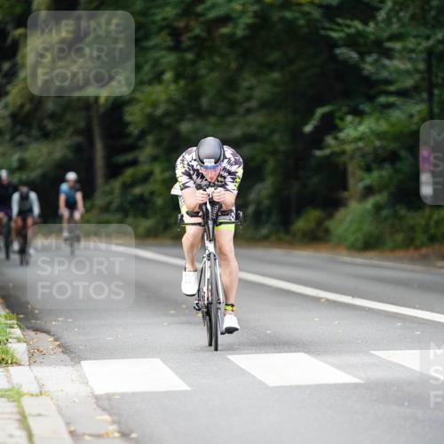 14.09.2025 - Stadtparktriathlon Michael Burmester http://msf.ph/oto/8915041 14.09.2025 12:48:12 Radfahren 1251, 1353 meine-sportfotos.de