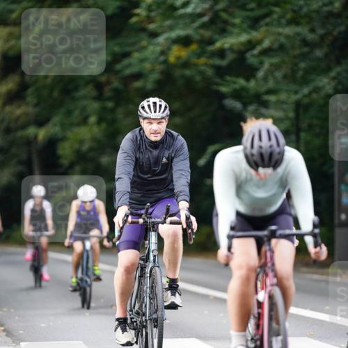 14.09.2025 - Stadtparktriathlon Michael Burmester http://msf.ph/oto/8915049 14.09.2025 12:48:21 Radfahren 1249, 1306, 1321, 1327, 1358, 1374, 1389 meine-sportfotos.de