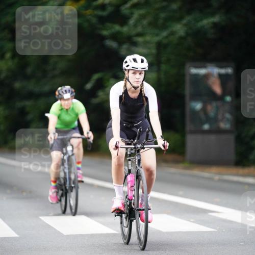 14.09.2025 - Stadtparktriathlon Michael Burmester http://msf.ph/oto/8915053 14.09.2025 12:48:25 Radfahren 1249, 1254, 1306, 1321, 1327, 1358, 1374, 1389 meine-sportfotos.de