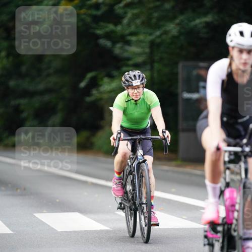 14.09.2025 - Stadtparktriathlon Michael Burmester http://msf.ph/oto/8915055 14.09.2025 12:48:26 Radfahren 1249, 1254, 1306, 1321, 1327, 1358, 1374, 1389 meine-sportfotos.de