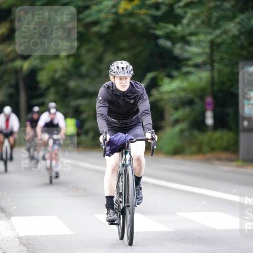 14.09.2025 - Stadtparktriathlon Michael Burmester http://msf.ph/oto/8915059 14.09.2025 12:48:38 Radfahren 1175, 1254, 1289, 1384, 1403 meine-sportfotos.de