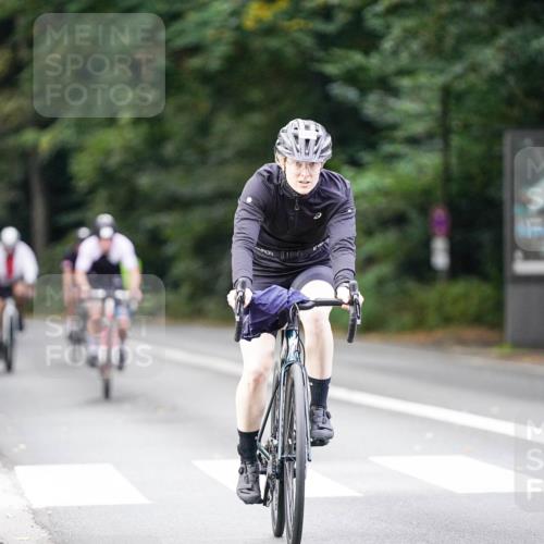14.09.2025 - Stadtparktriathlon Michael Burmester http://msf.ph/oto/8915061 14.09.2025 12:48:38 Radfahren 1175, 1254, 1289, 1384, 1403 meine-sportfotos.de