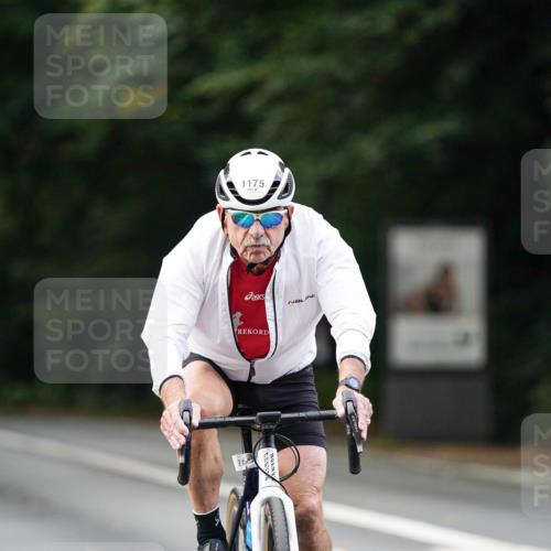 14.09.2025 - Stadtparktriathlon Michael Burmester http://msf.ph/oto/8915068 14.09.2025 12:48:45 Radfahren 1175, 1289, 1384, 1403 meine-sportfotos.de