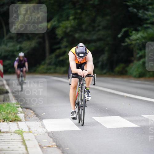 14.09.2025 - Stadtparktriathlon Michael Burmester http://msf.ph/oto/8915071 14.09.2025 12:49:02 Radfahren 1288, 1411 meine-sportfotos.de