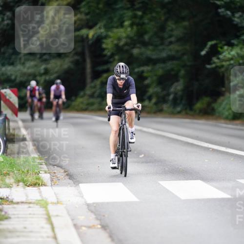 14.09.2025 - Stadtparktriathlon Michael Burmester http://msf.ph/oto/8915081 14.09.2025 12:49:15 Radfahren 1229, 1288, 1304, 1309 meine-sportfotos.de