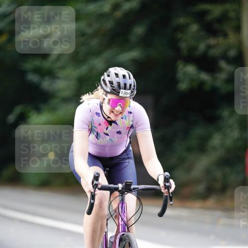 14.09.2025 - Stadtparktriathlon Michael Burmester http://msf.ph/oto/8915087 14.09.2025 12:49:22 Radfahren 1229, 1237, 1255, 1304, 1385 meine-sportfotos.de