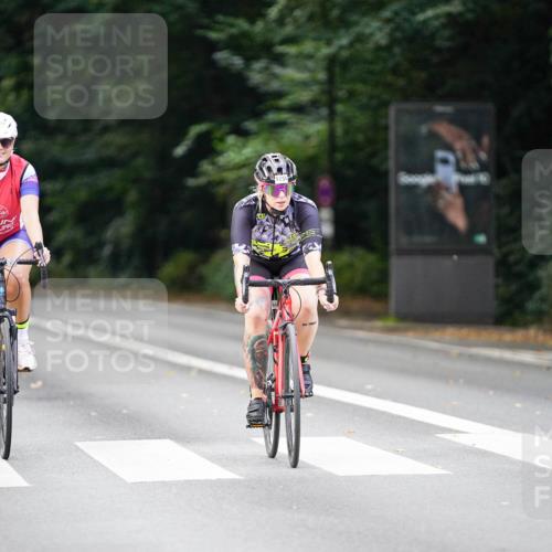 14.09.2025 - Stadtparktriathlon Michael Burmester http://msf.ph/oto/8915089 14.09.2025 12:49:24 Radfahren 1237, 1255, 1304, 1385 meine-sportfotos.de