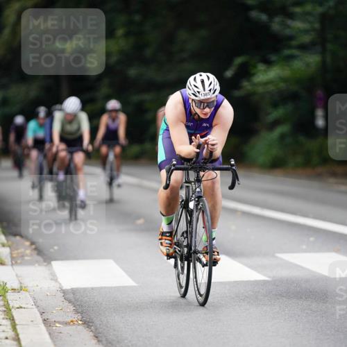 14.09.2025 - Stadtparktriathlon Michael Burmester http://msf.ph/oto/8915094 14.09.2025 12:49:29 Radfahren 1237, 1255, 1260, 1268, 1304, 1332, 1336, 1355, 1385, 1400 meine-sportfotos.de