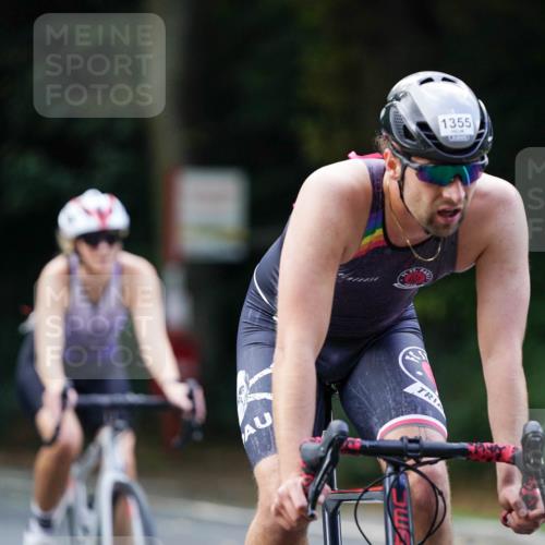 14.09.2025 - Stadtparktriathlon Michael Burmester http://msf.ph/oto/8915100 14.09.2025 12:49:33 Radfahren 1237, 1260, 1268, 1328, 1332, 1336, 1352, 1355, 1385, 1400, 1415 meine-sportfotos.de