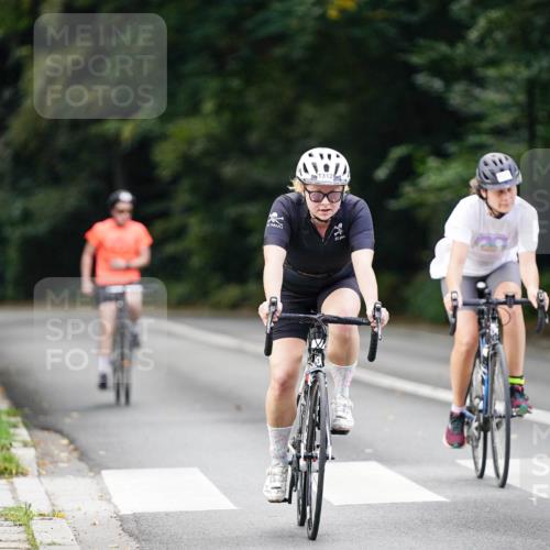 14.09.2025 - Stadtparktriathlon Michael Burmester http://msf.ph/oto/8915109 14.09.2025 12:49:43 Radfahren 1272, 1295, 1312, 1328, 1352, 1400, 1415 meine-sportfotos.de