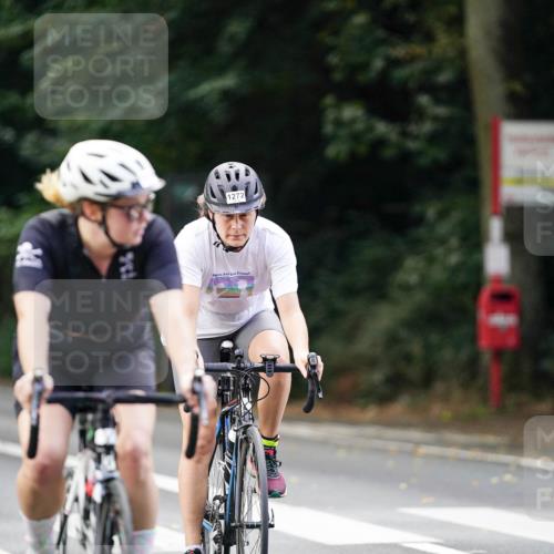 14.09.2025 - Stadtparktriathlon Michael Burmester http://msf.ph/oto/8915110 14.09.2025 12:49:44 Radfahren 1272, 1295, 1312, 1328, 1352, 1415 meine-sportfotos.de
