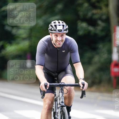 14.09.2025 - Stadtparktriathlon Michael Burmester http://msf.ph/oto/8915124 14.09.2025 12:50:07 Radfahren 1279, 1297, 1367, 1407 meine-sportfotos.de
