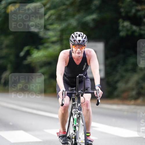 14.09.2025 - Stadtparktriathlon Michael Burmester http://msf.ph/oto/8915126 14.09.2025 12:50:08 Radfahren 1279, 1297, 1367, 1407 meine-sportfotos.de