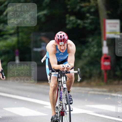 14.09.2025 - Stadtparktriathlon Michael Burmester http://msf.ph/oto/8915136 14.09.2025 12:50:20 Radfahren 1250, 1331, 1334, 1361, 1383 meine-sportfotos.de