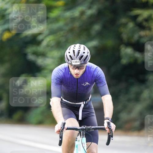 14.09.2025 - Stadtparktriathlon Michael Burmester http://msf.ph/oto/8915157 14.09.2025 12:50:41 Radfahren 1365, 1373 meine-sportfotos.de