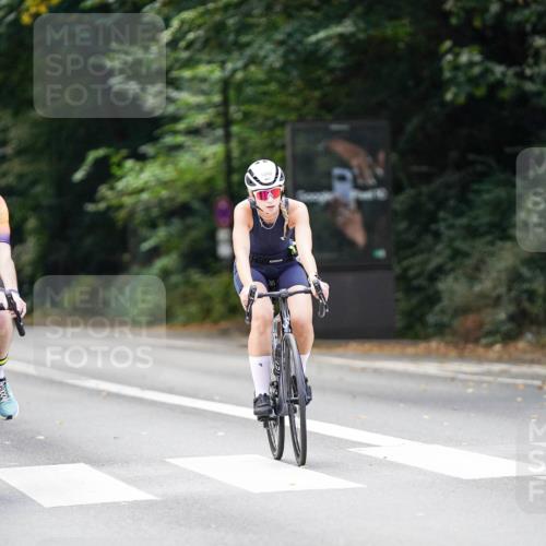 14.09.2025 - Stadtparktriathlon Michael Burmester http://msf.ph/oto/8915161 14.09.2025 12:50:48 Radfahren 1242, 1343, 1373 meine-sportfotos.de