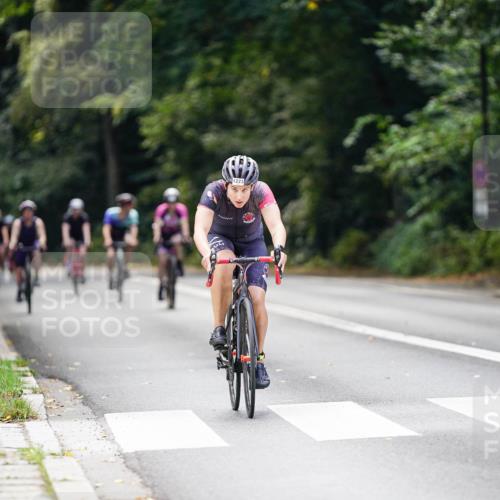 14.09.2025 - Stadtparktriathlon Michael Burmester http://msf.ph/oto/8915166 14.09.2025 12:51:02 Radfahren 1223, 1228, 1314, 1386 meine-sportfotos.de