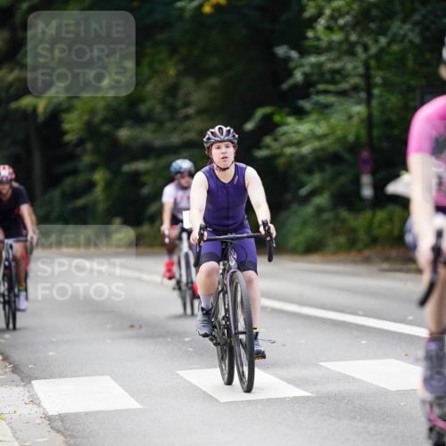 14.09.2025 - Stadtparktriathlon Michael Burmester http://msf.ph/oto/8915174 14.09.2025 12:51:08 Radfahren 1223, 1228, 1244, 1280, 1314, 1323, 1386, 1390, 1391 meine-sportfotos.de