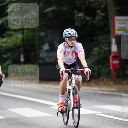 14.09.2025 - Stadtparktriathlon Michael Burmester http://msf.ph/oto/8915177 14.09.2025 12:51:11 Radfahren 1228, 1244, 1280, 1314, 1323, 1386, 1390, 1391 meine-sportfotos.de