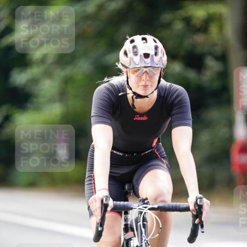14.09.2025 - Stadtparktriathlon Michael Burmester http://msf.ph/oto/8915180 14.09.2025 12:51:12 Radfahren 1228, 1244, 1280, 1314, 1323, 1386, 1390, 1391 meine-sportfotos.de
