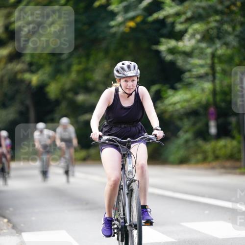 14.09.2025 - Stadtparktriathlon Michael Burmester http://msf.ph/oto/8915194 14.09.2025 12:51:32 Radfahren 1252, 1267, 1276, 1285, 1296, 1299 meine-sportfotos.de