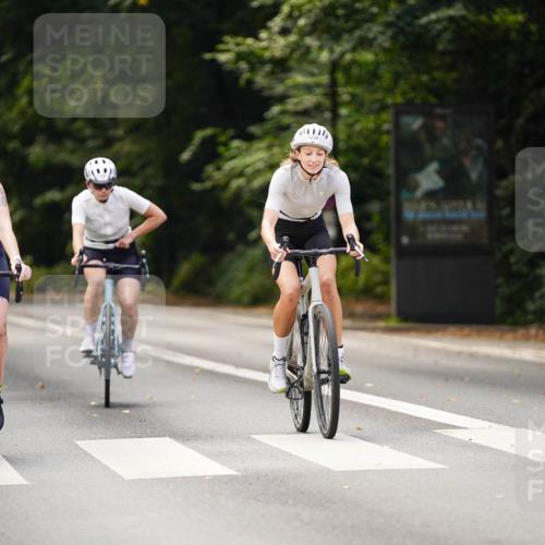 14.09.2025 - Stadtparktriathlon Michael Burmester http://msf.ph/oto/8915197 14.09.2025 12:51:35 Radfahren 1252, 1267, 1276, 1285, 1296, 1299, 1356 meine-sportfotos.de
