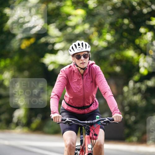 14.09.2025 - Stadtparktriathlon Michael Burmester http://msf.ph/oto/8915210 14.09.2025 12:51:47 Radfahren 1236, 1325, 1356 meine-sportfotos.de
