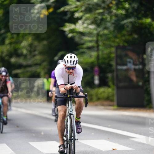 14.09.2025 - Stadtparktriathlon Michael Burmester http://msf.ph/oto/8915226 14.09.2025 12:52:09 Radfahren 1257, 1339, 1347, 1369, 1377, 1381, 1392 meine-sportfotos.de