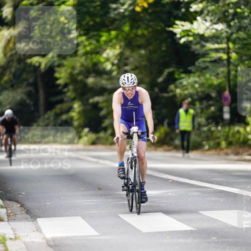 14.09.2025 - Stadtparktriathlon Michael Burmester http://msf.ph/oto/8915235 14.09.2025 12:52:19 Radfahren 1344, 1396, 1404 meine-sportfotos.de