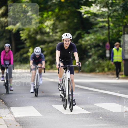 14.09.2025 - Stadtparktriathlon Michael Burmester http://msf.ph/oto/8915239 14.09.2025 12:52:28 Radfahren 1264, 1303, 1340, 1345, 1396 meine-sportfotos.de