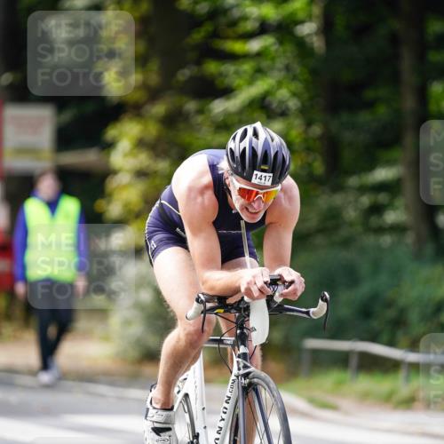 14.09.2025 - Stadtparktriathlon Michael Burmester http://msf.ph/oto/8915254 14.09.2025 12:52:42 Radfahren 1315, 1322, 1351, 1359, 1417 meine-sportfotos.de