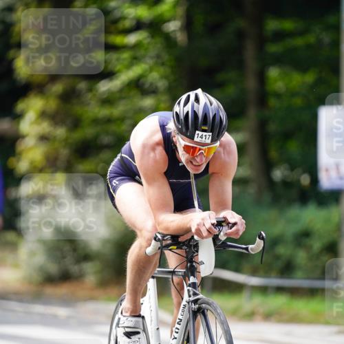 14.09.2025 - Stadtparktriathlon Michael Burmester http://msf.ph/oto/8915255 14.09.2025 12:52:42 Radfahren 1315, 1322, 1351, 1359, 1417 meine-sportfotos.de