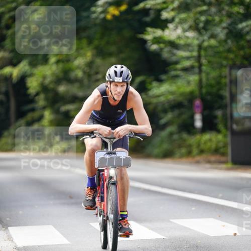 14.09.2025 - Stadtparktriathlon Michael Burmester http://msf.ph/oto/8915263 14.09.2025 12:52:48 Radfahren 1293, 1315, 1322, 1351, 1359, 1417 meine-sportfotos.de