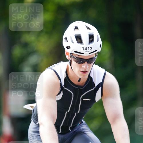 14.09.2025 - Stadtparktriathlon Michael Burmester http://msf.ph/oto/8915270 14.09.2025 12:52:58 Radfahren 1293, 1335, 1413 meine-sportfotos.de