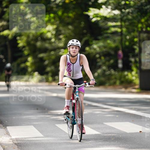 14.09.2025 - Stadtparktriathlon Michael Burmester http://msf.ph/oto/8915276 14.09.2025 12:53:40 Radfahren 1300, 1308, 1368 meine-sportfotos.de