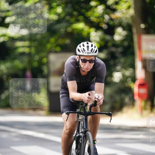 14.09.2025 - Stadtparktriathlon Michael Burmester http://msf.ph/oto/8915279 14.09.2025 12:53:47 Radfahren 1300, 1368, 1380, 1420 meine-sportfotos.de