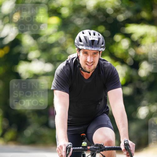 14.09.2025 - Stadtparktriathlon Michael Burmester http://msf.ph/oto/8915282 14.09.2025 12:53:49 Radfahren 1368, 1380, 1420 meine-sportfotos.de