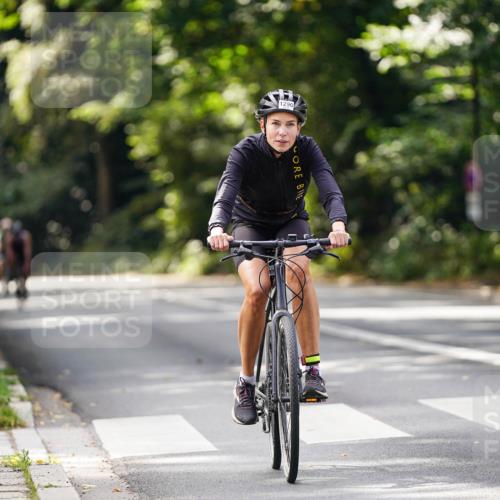 14.09.2025 - Stadtparktriathlon Michael Burmester http://msf.ph/oto/8915297 14.09.2025 12:54:20 Radfahren 1241, 1290, 1291 meine-sportfotos.de