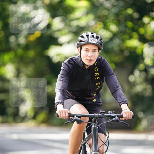 14.09.2025 - Stadtparktriathlon Michael Burmester http://msf.ph/oto/8915298 14.09.2025 12:54:21 Radfahren 1241, 1290, 1291 meine-sportfotos.de