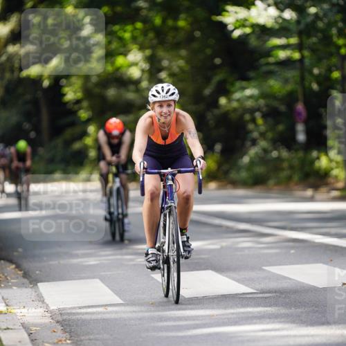 14.09.2025 - Stadtparktriathlon Michael Burmester http://msf.ph/oto/8915305 14.09.2025 12:54:40 Radfahren 1342, 1353, 1419, 1469, 1504 meine-sportfotos.de