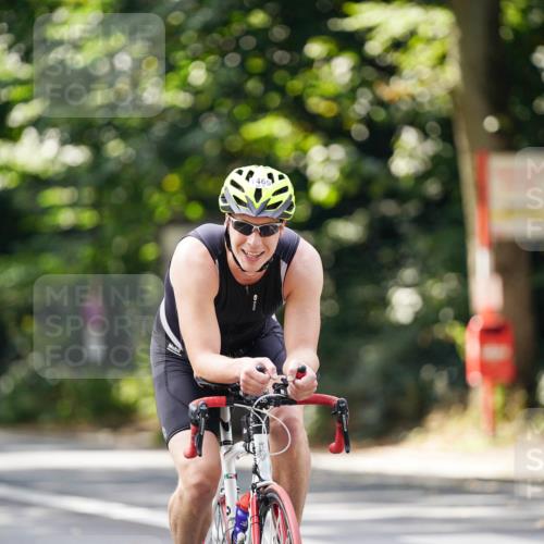 14.09.2025 - Stadtparktriathlon Michael Burmester http://msf.ph/oto/8915315 14.09.2025 12:54:45 Radfahren 1342, 1353, 1419, 1469, 1504 meine-sportfotos.de