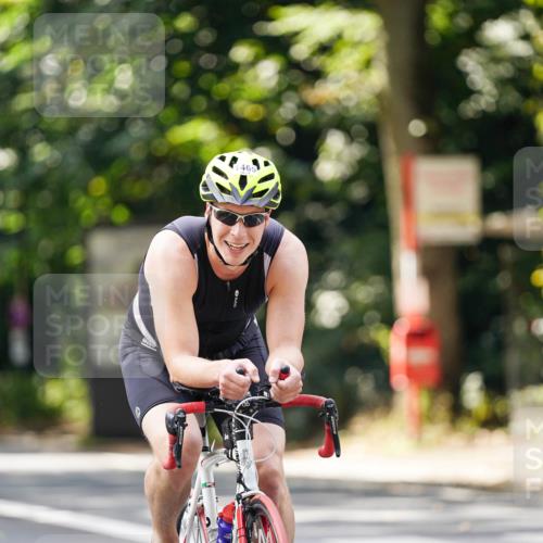 14.09.2025 - Stadtparktriathlon Michael Burmester http://msf.ph/oto/8915316 14.09.2025 12:54:45 Radfahren 1342, 1353, 1419, 1469, 1504 meine-sportfotos.de