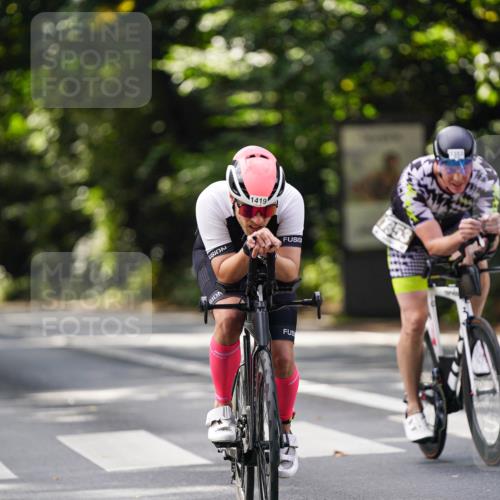 14.09.2025 - Stadtparktriathlon Michael Burmester http://msf.ph/oto/8915318 14.09.2025 12:54:46 Radfahren 1342, 1353, 1419, 1469, 1504 meine-sportfotos.de